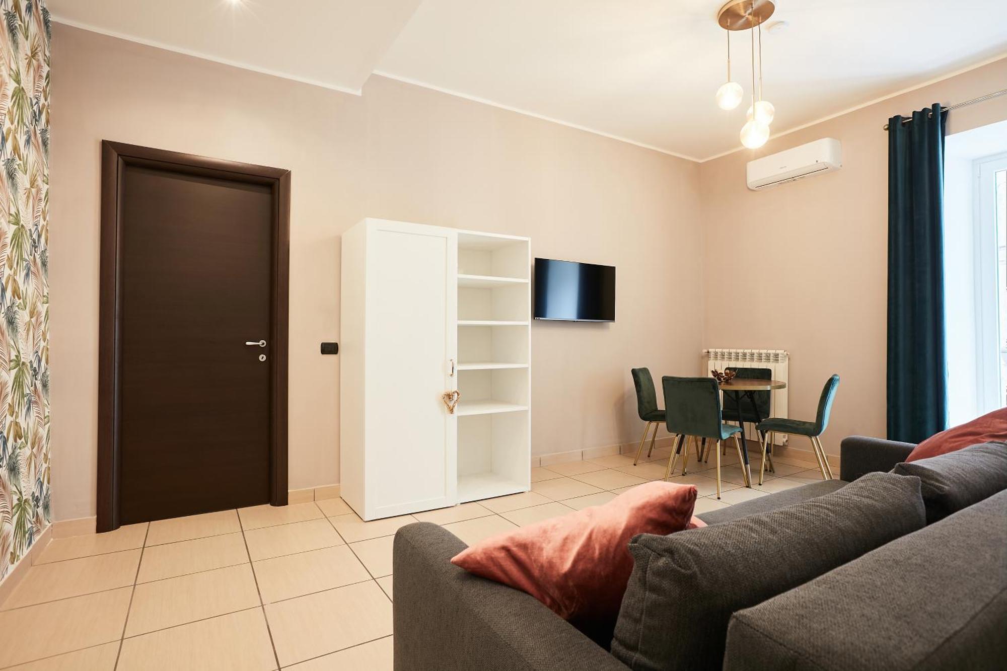 Vicky's Luxury By Napoliapartments * Napoli